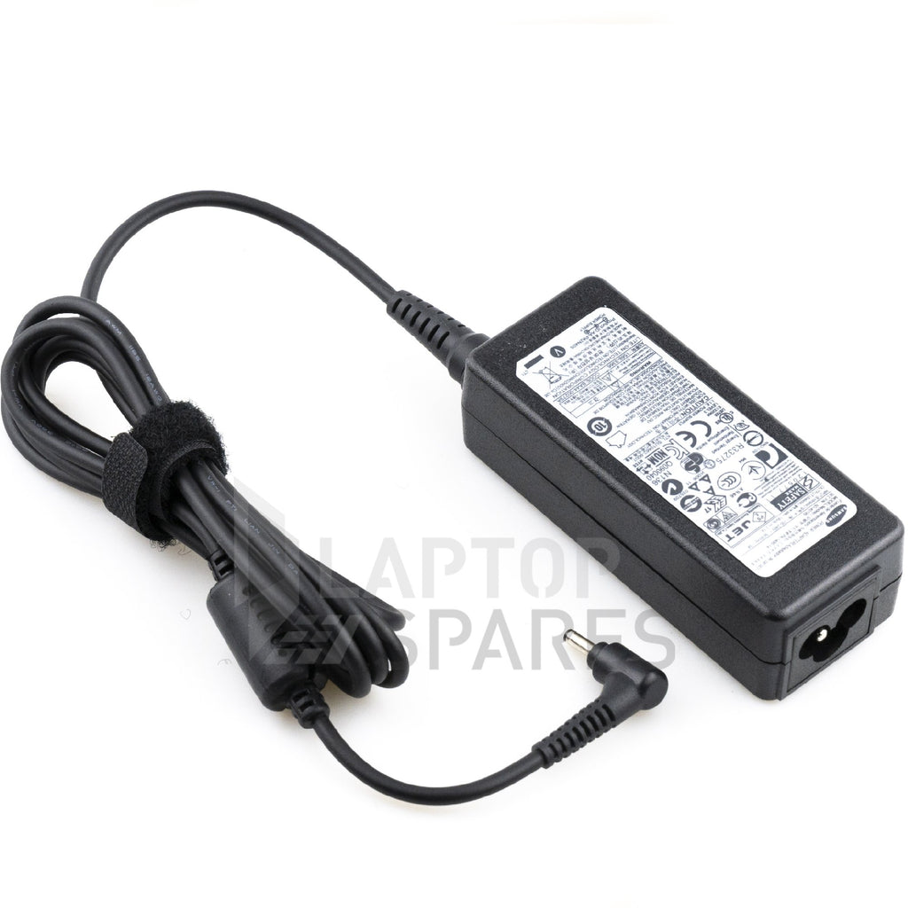 Samsung  XE700T1A-H02US Laptop AC Adapter Charger - Laptop Spares